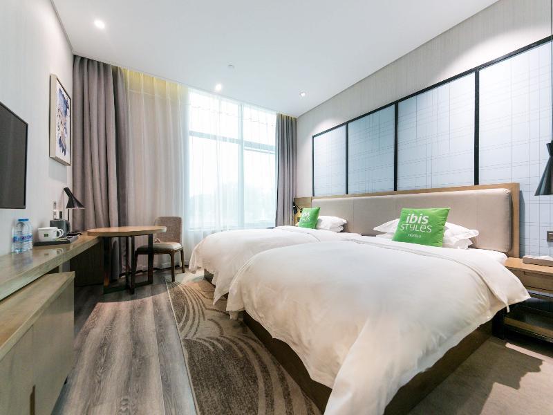 Ibis Styles Shanghai Hongqiao Airport Hotel Exterior photo